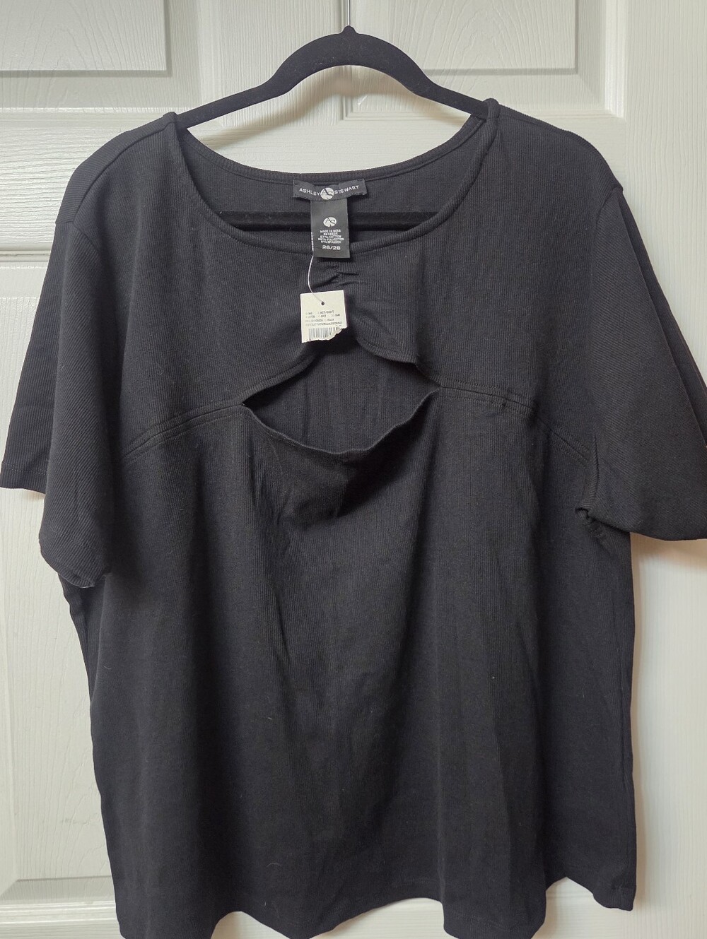 Ashley Stewart Black Short-Sleeve Cutout Front Top Size 26/28.NWT.